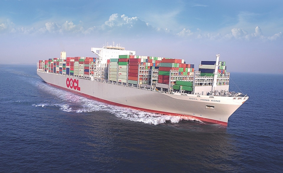 oocl Hong Kong - worlds largest container ship