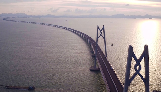 港珠澳大桥是世界上最大的跨海大桥