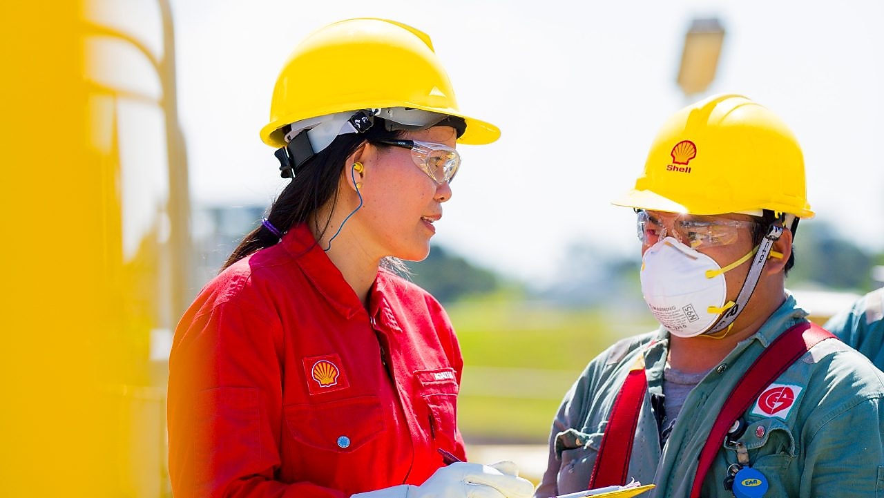 Shell Catalysts and Technologies employees