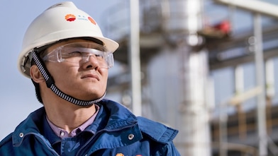 A shell Catalysts and Technologies employee