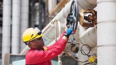 Process operator closing valve for CANSOLV at a Louisiana plant