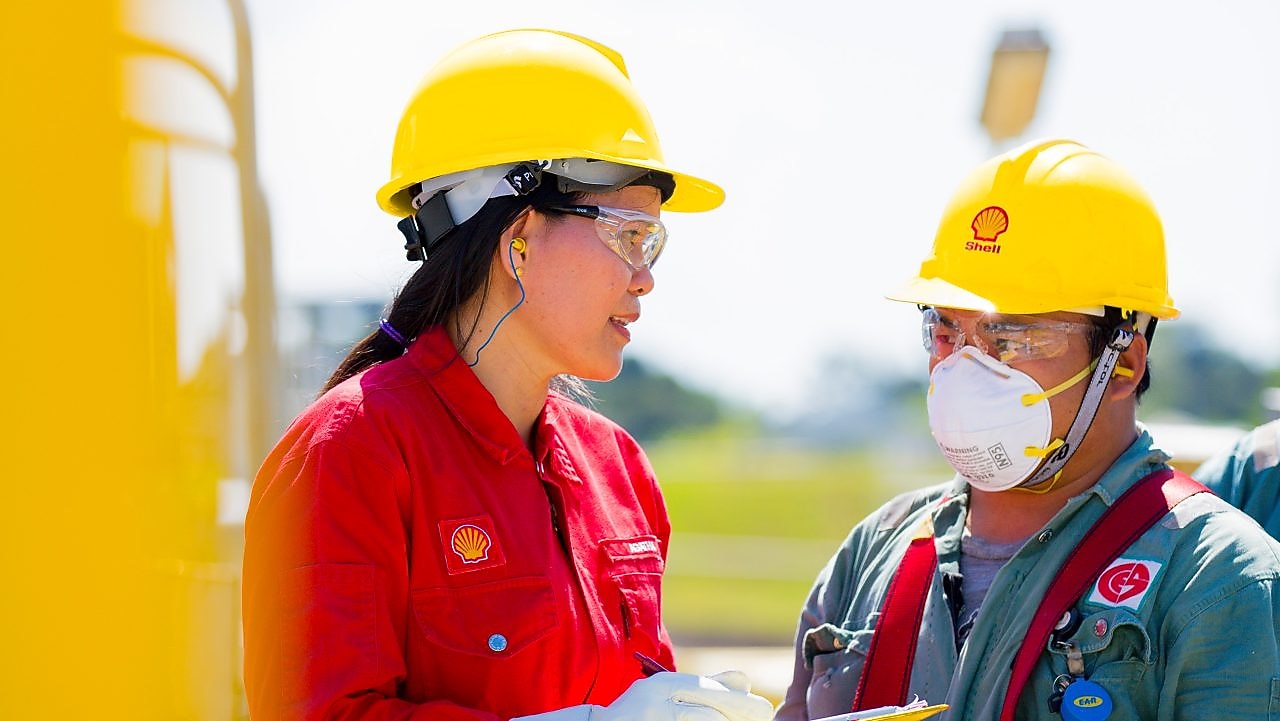 Shell Catalysts and Technologies employees