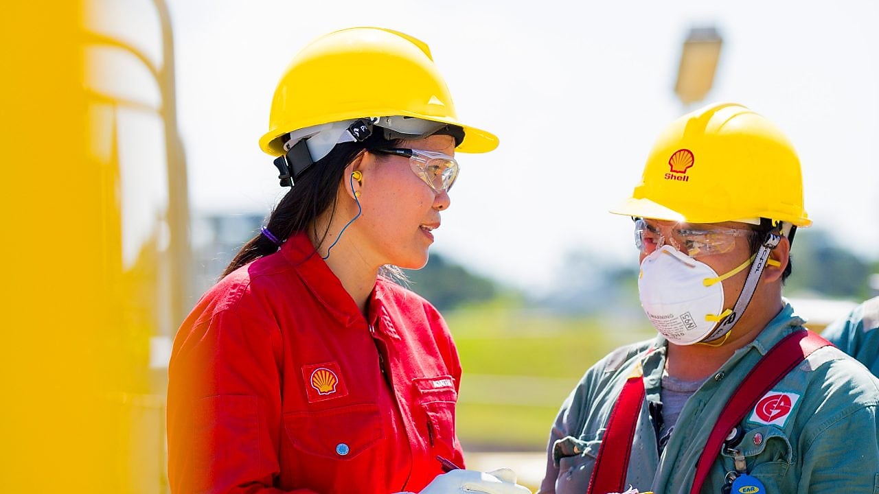 Shell Catalysts and Technologies employees