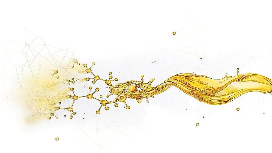 溅出的机油进入小组件中