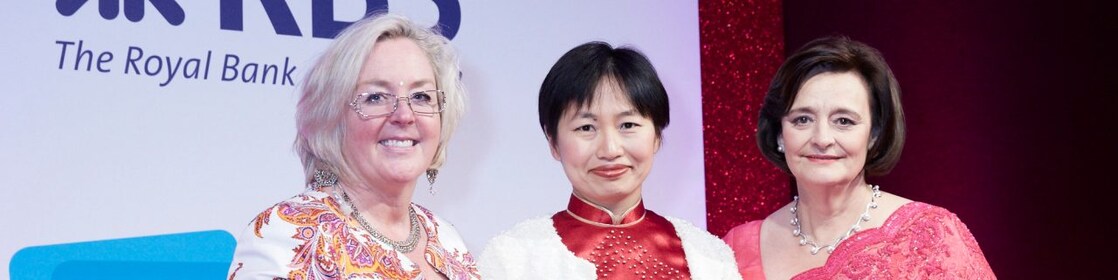 Yee Yee,荣膺一个奖项