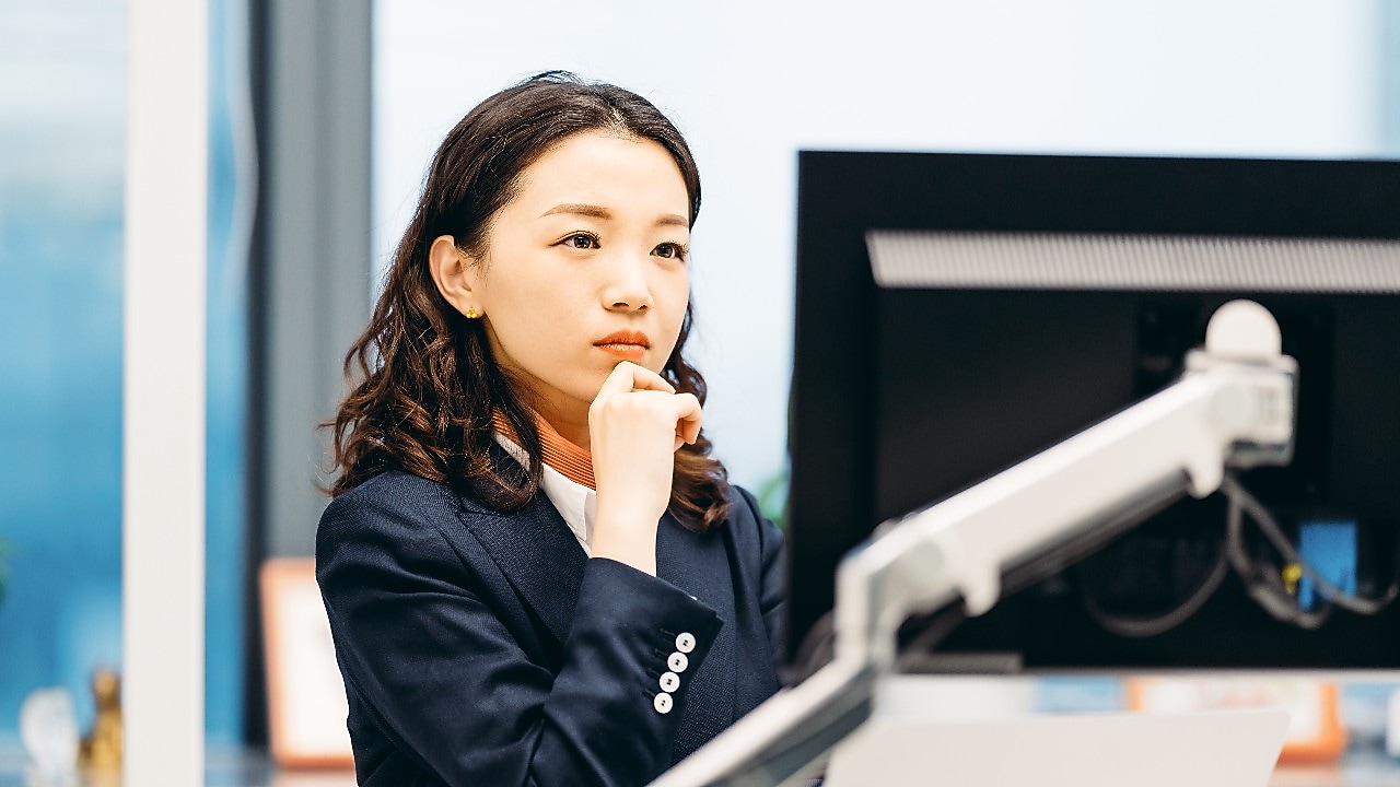 会议中的壳牌同事