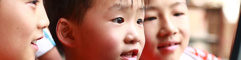 Children using laptop