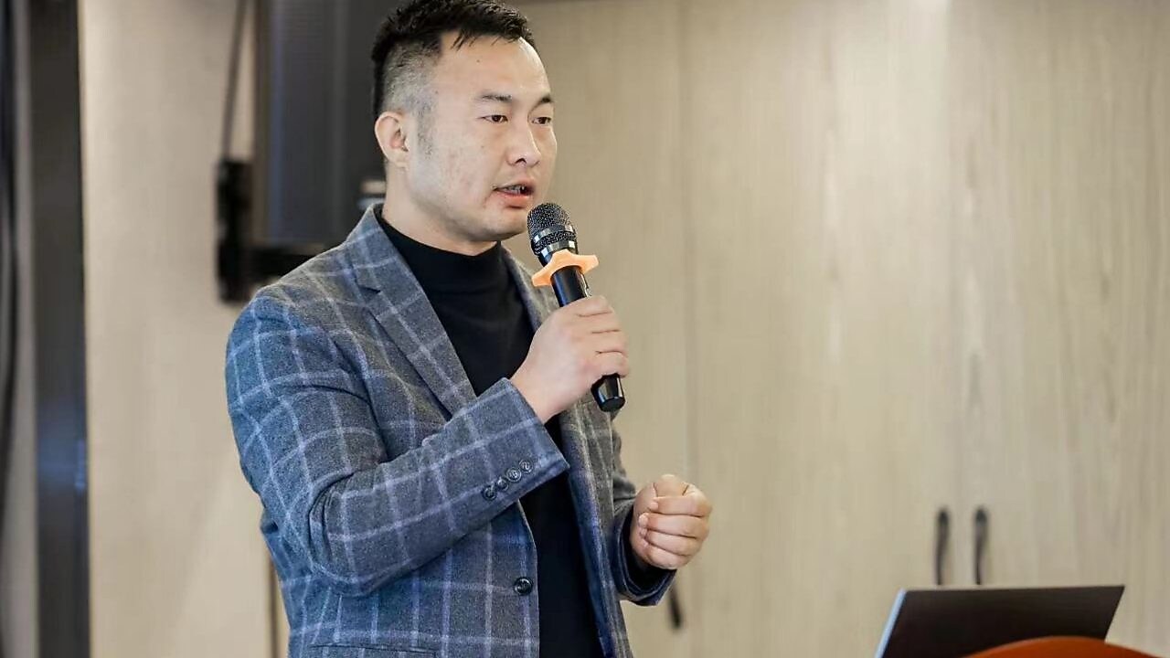 创志道2023级学员代表姚斌分享创业经历