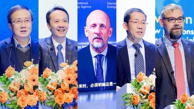 图注:5位主旨演讲嘉宾 (左起)吕文斌、黄志昌、Tim Gould、杨玉峰、Laszlo Varro