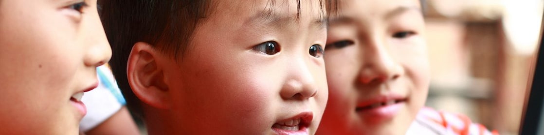 Children using laptop