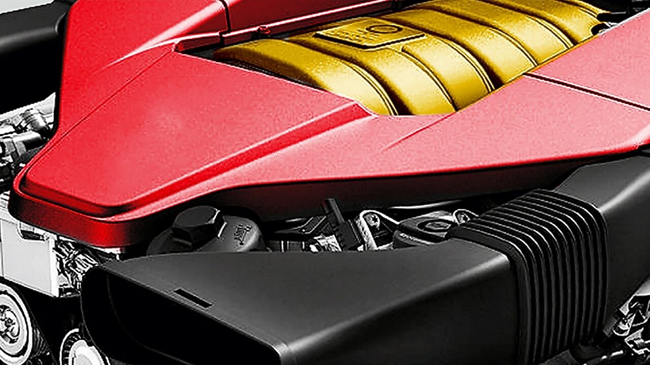 镶有红边的金色发动机