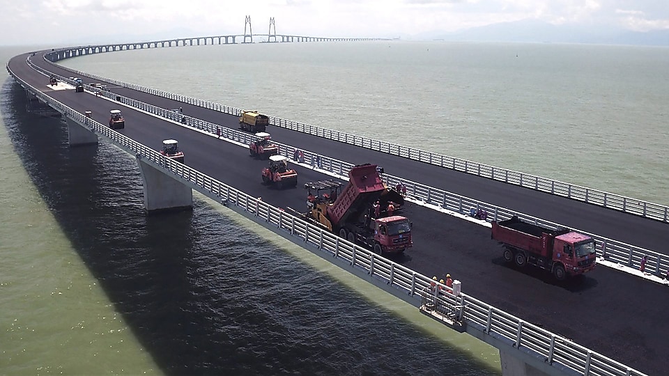 壳牌沥青被选为港珠澳大桥主桥面大陆段唯一石油沥青供应商